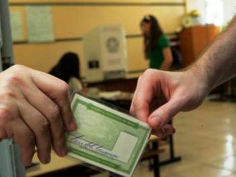 Imagem Ilustrando a Notícia: Termina hoje prazo para eleitor regularizar situação na Justiça Eleitoral