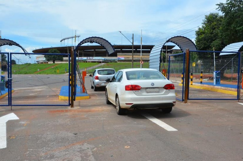 Imagem Ilustrando a Notícia: Serra Dourada cobra por estacionamento