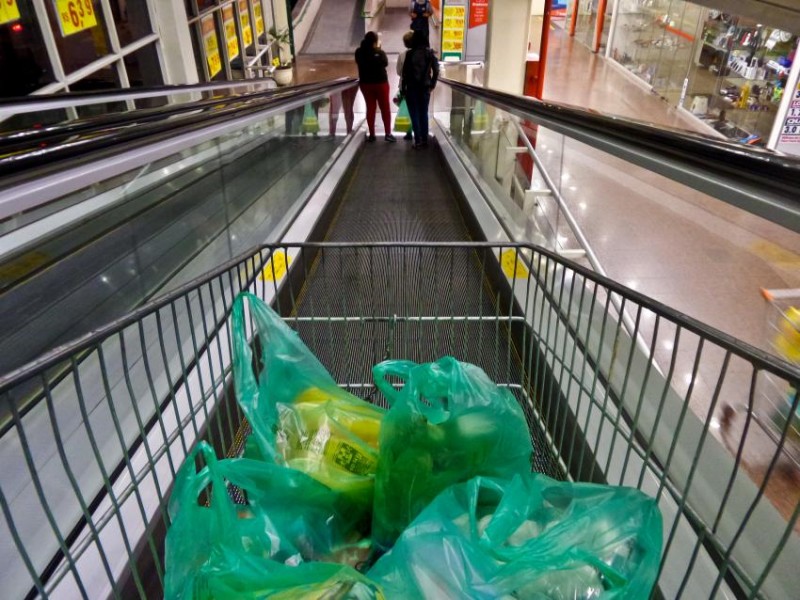 Imagem Ilustrando a Notícia: Vendas do setor de supermercados têm alta de 1,51% no acumulado do ano