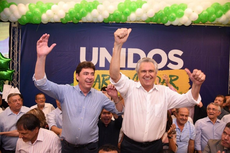 Imagem Ilustrando a Notícia: Wilder, Álvaro e Iso Moreira se filiam ao DEM, de Caiado