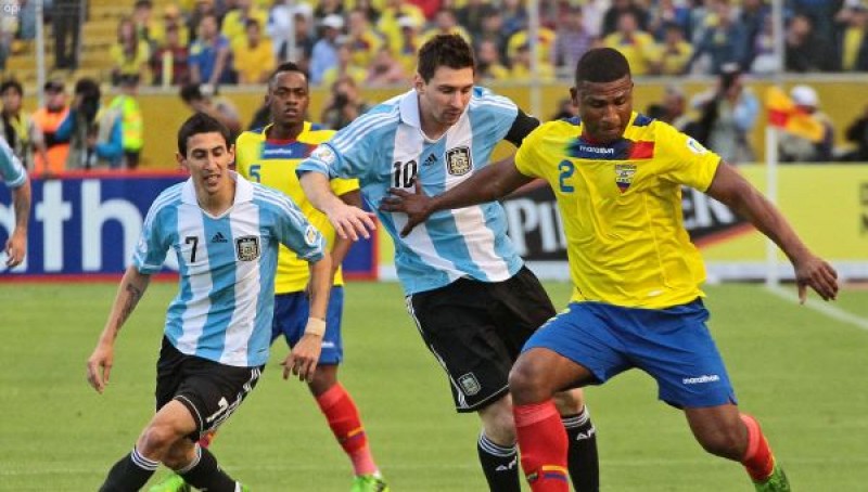 Imagem Ilustrando a Notícia: Argentina bate Equador e é classificada para Copa de 2018