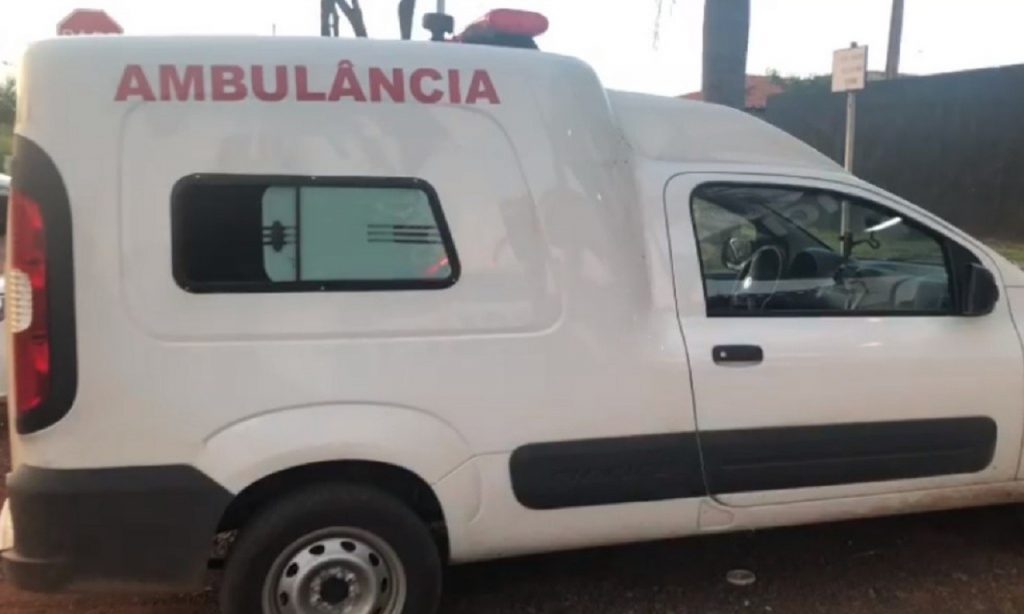 Imagem Ilustrando a Notícia: Servidor público é suspeito de transportar drogas em ambulância da Prefeitura de Vila Boa