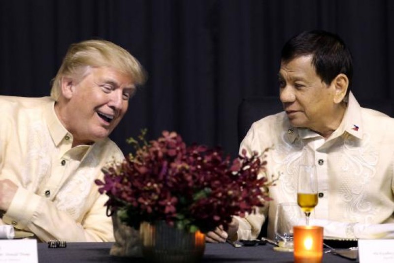 Imagem Ilustrando a Notícia: Trump diz ter “ótima relação” com Duterte e faz breve menção a direitos humanos