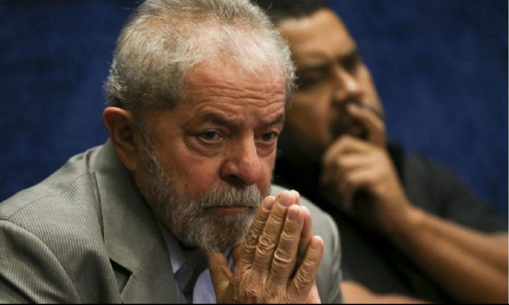 Imagem Ilustrando a Notícia: Justiça Federal autoriza transferência de Lula para São Paulo