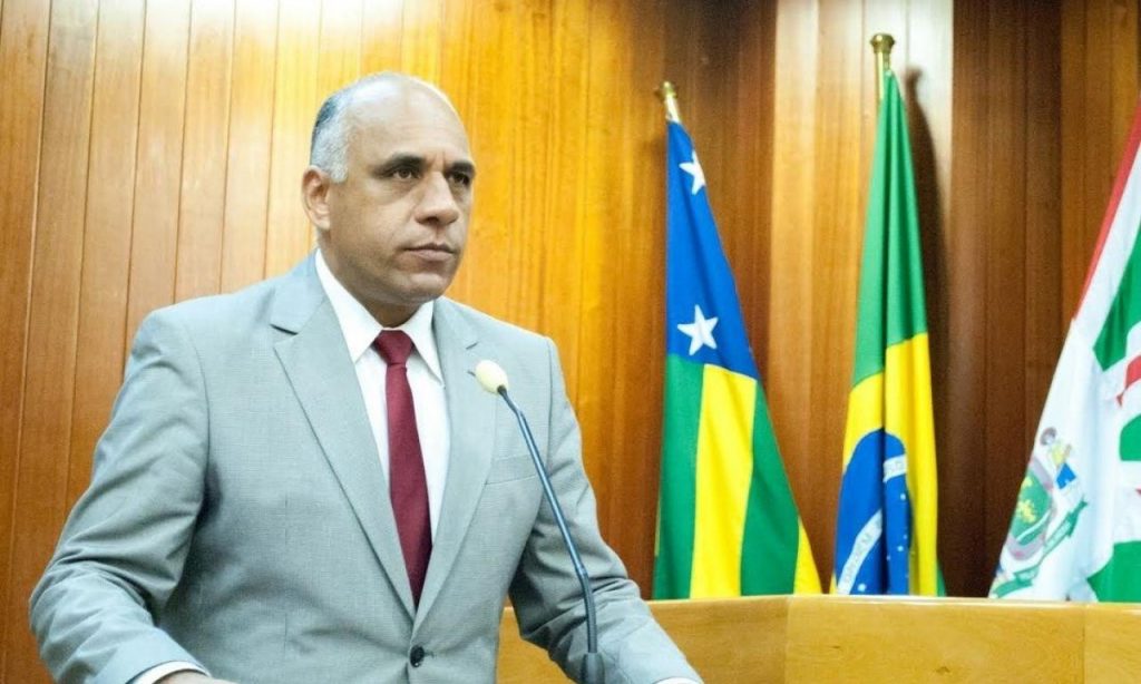 Imagem Ilustrando a Notícia: Quem é Rogério Cruz, o 25º prefeito de Goiânia