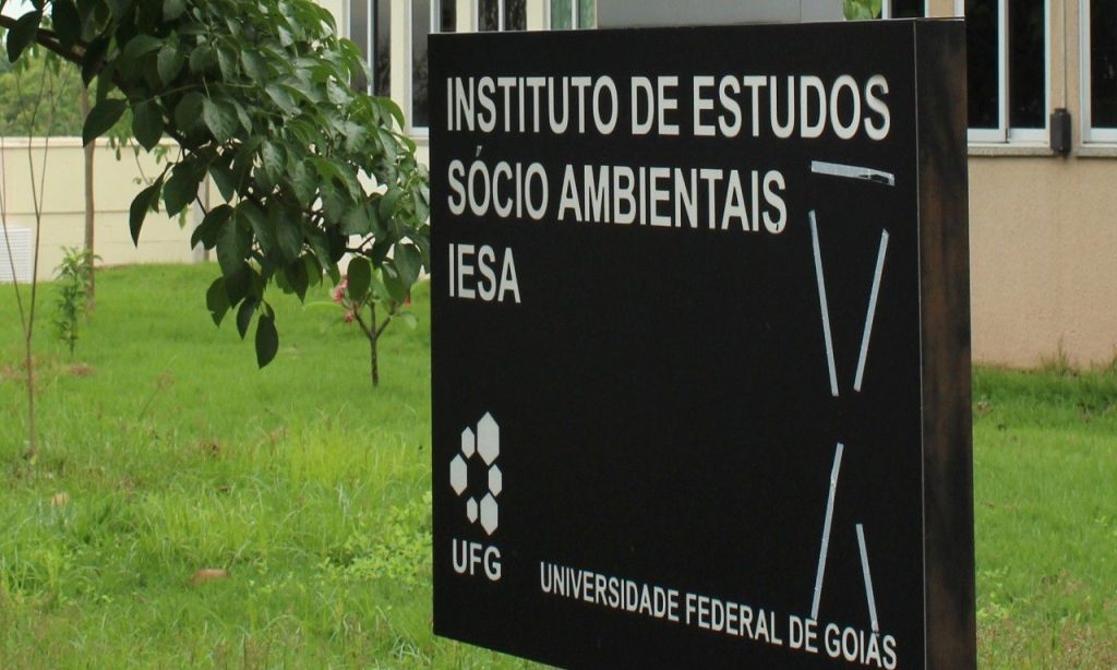 Imagem Ilustrando a Notícia: UFG cria plataforma para monitorar evolução da Covid-19 em Goiás