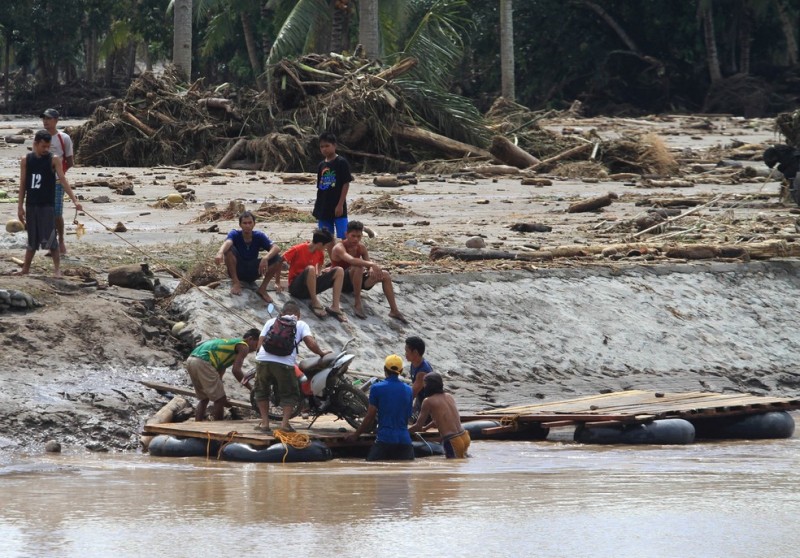 Imagem Ilustrando a Notícia: Tempestade Tembin deixa pelo menos 126 mortos nas Filipinas