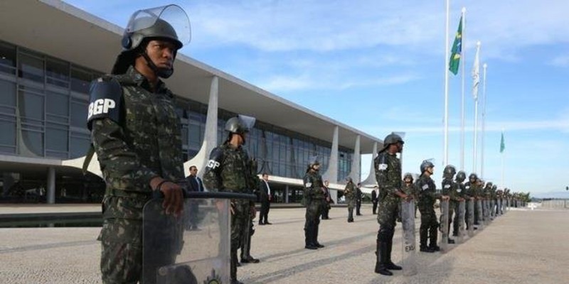 Imagem Ilustrando a Notícia: Força Nacional e PF vão fazer segurança do gabinete de transição