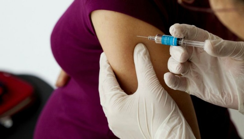 Imagem Ilustrando a Notícia: Cobertura vacinal contra coqueluche (dTpa) em gestantes caiu para