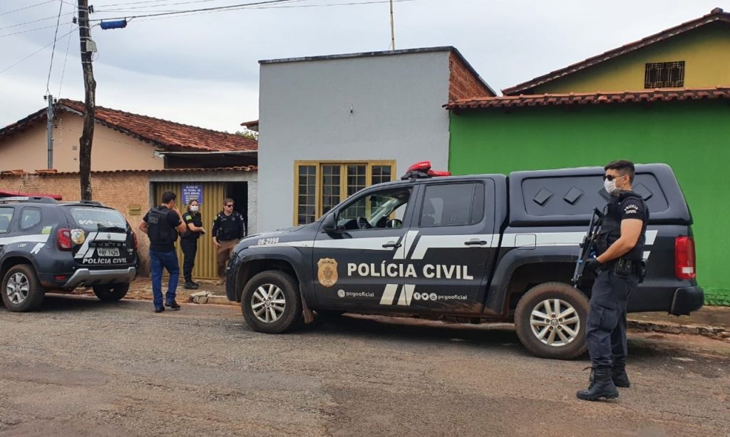 Imagem Ilustrando a Notícia: Polícia Civil prende cinco envolvidos em homicídio, em Itaguaru