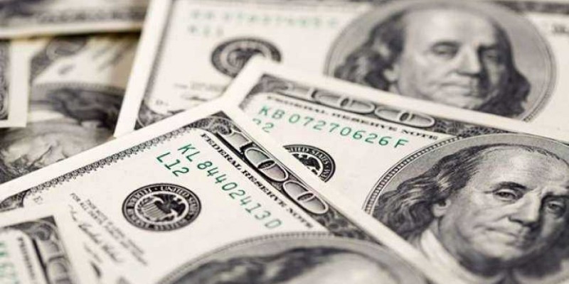 Imagem Ilustrando a Notícia: Dólar fecha em R$ 3,8, menor valor desde agosto