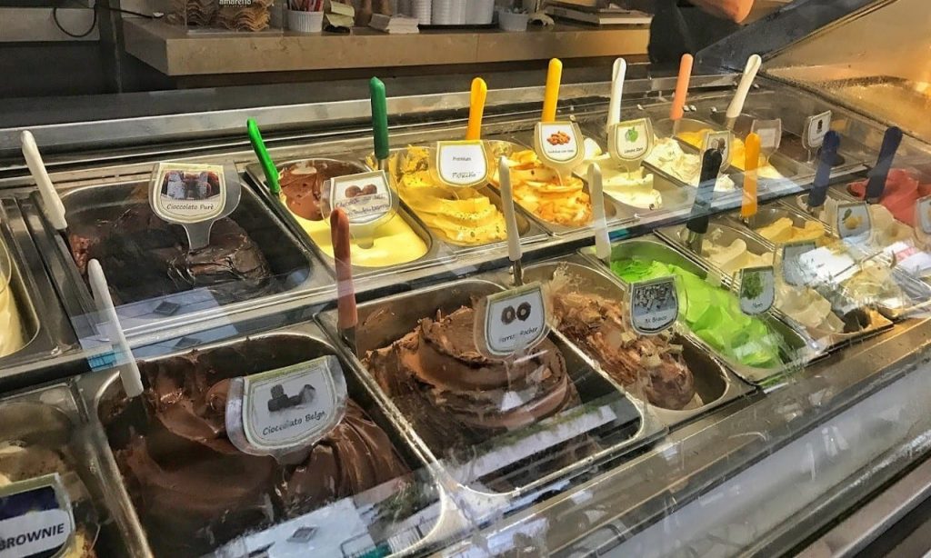 Imagem Ilustrando a Notícia: Confira as 7 melhores sorveterias de Goiânia para matar o calor