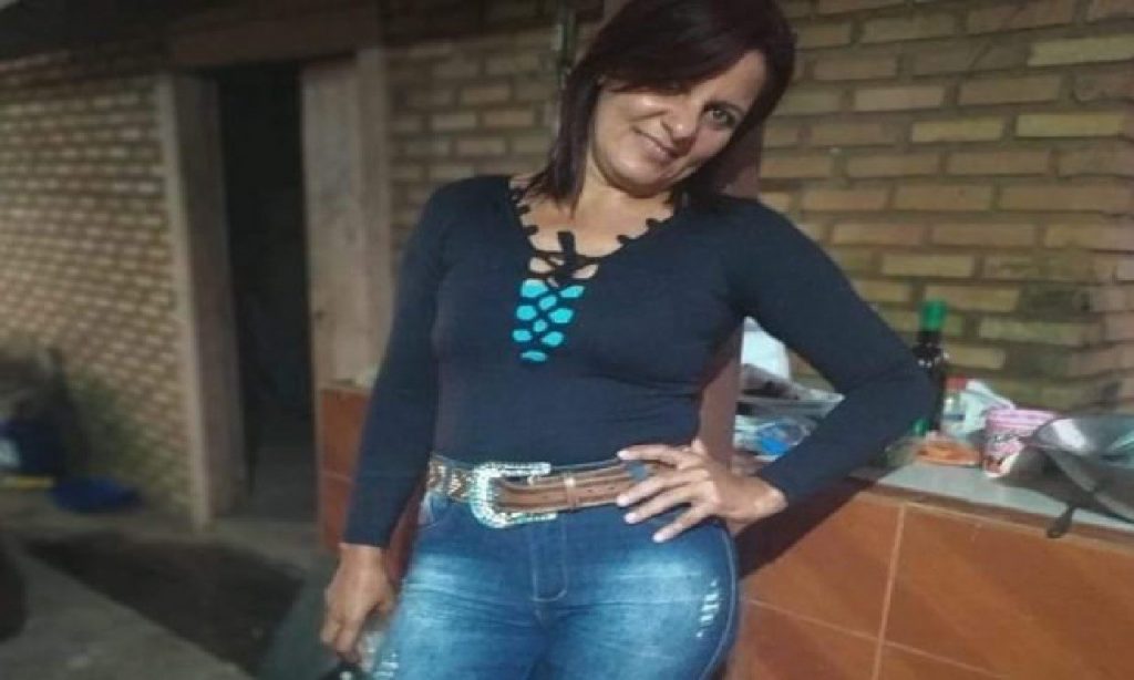 Imagem Ilustrando a Notícia: PM prende suspeito de matar a namorada com barra de ferro em Palminópolis
