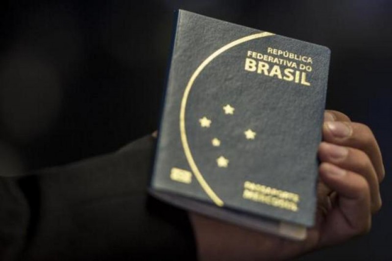 Imagem Ilustrando a Notícia: Ainda não há data definida para a retomada da emissão de passaportes