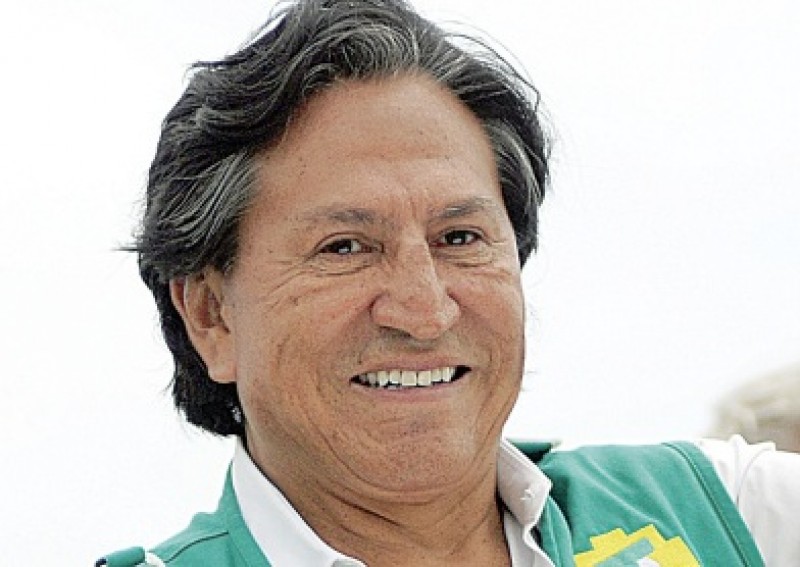 Imagem Ilustrando a Notícia: Ex-presidente do Peru tem prisão decretada por suspeita de receber propina