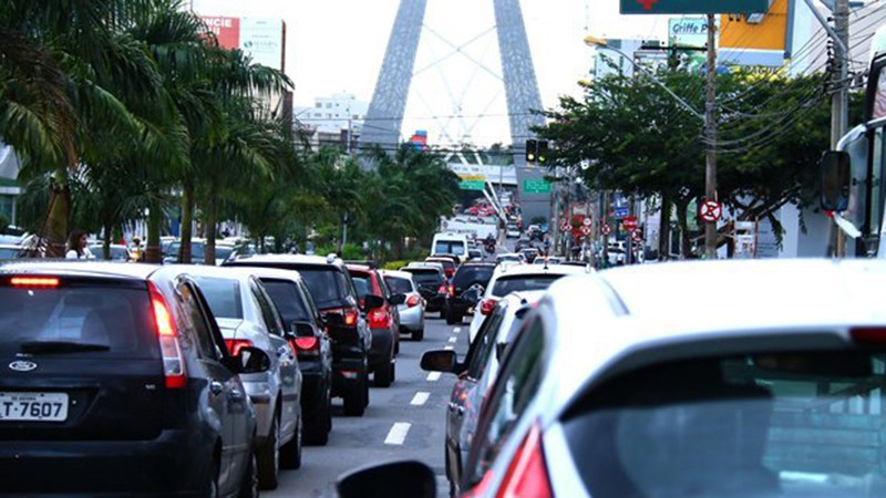 Imagem Ilustrando a Notícia: Governo quer reduzir mortes no trânsito pela metade em 10 anos