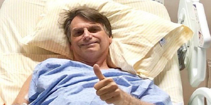 Imagem Ilustrando a Notícia: Bolsonaro recebe alta da UTI e vai para unidade semi-intensiva