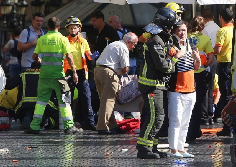 Imagem Ilustrando a Notícia: Espanha reforça segurança em zona turística e mantém nível de alerta terrorista