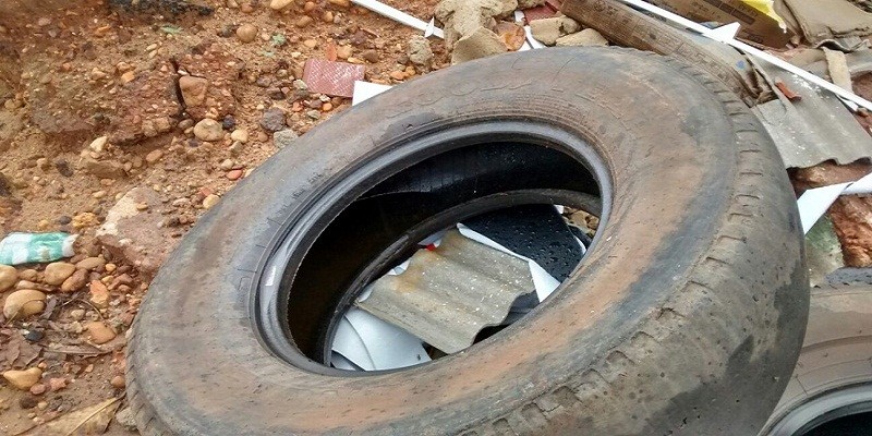 Imagem Ilustrando a Notícia: Operação recolhe mais de 4 mil pneus na região norte de Goiânia