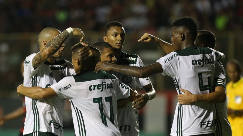 Imagem Ilustrando a Notícia: Palmeiras vence o Vitória em final com pitadas de confusão