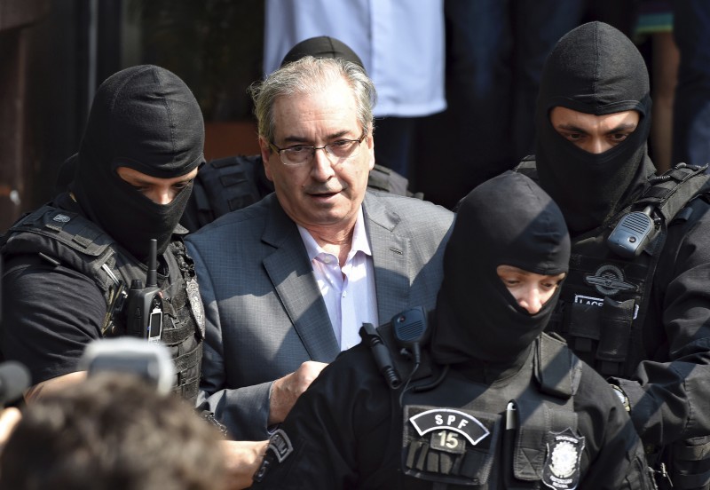 Imagem Ilustrando a Notícia: Cunha é transferido para presídio estadual