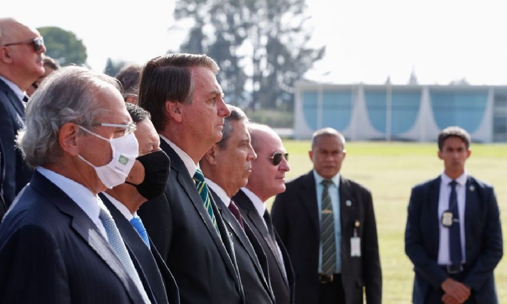 Imagem Ilustrando a Notícia: Bolsonaro coordena hoje 38ª Reunião do Conselho de Governo