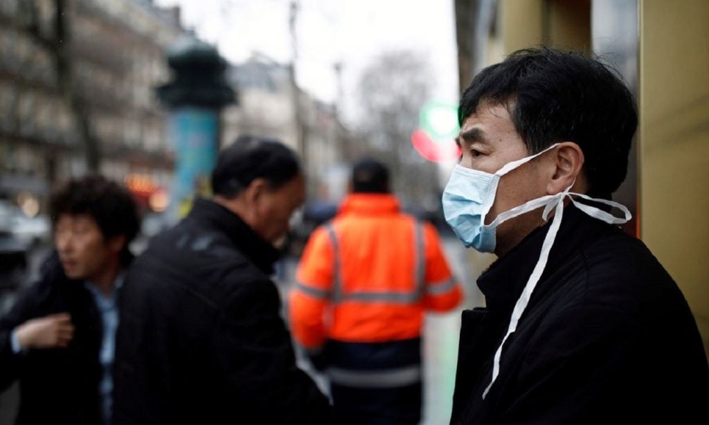 Imagem Ilustrando a Notícia: Mortes por coronavírus na China passam de 2.660