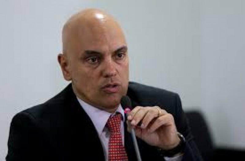 Imagem Ilustrando a Notícia: Senado aprova indicação de Alexandre de Moraes ao STF