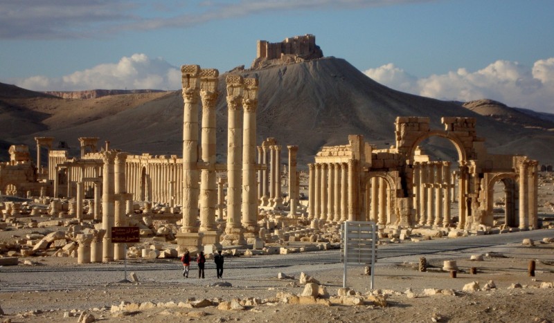 Imagem Ilustrando a Notícia: Jihadistas do Estado Islâmico reconquistam cidade de Palmira, na Síria