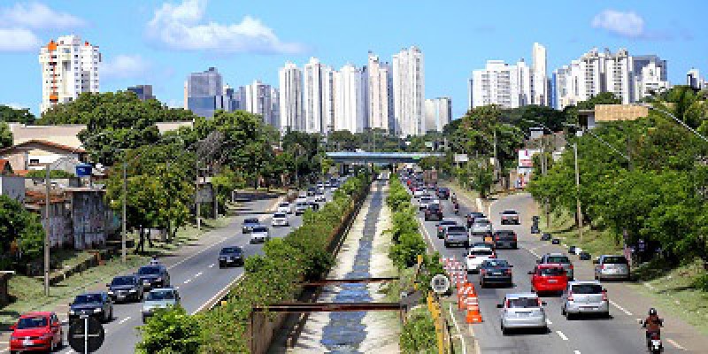Imagem Ilustrando a Notícia: Velocidade máxima na Marginal Botafogo volta a ser 80 km/h