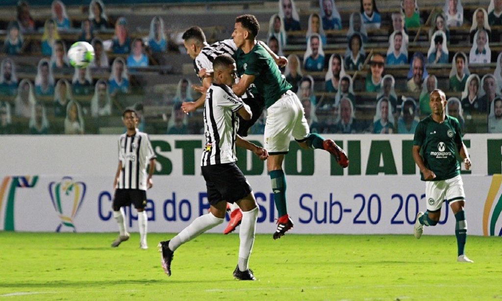 Imagem Ilustrando a Notícia: Goiás perde para o Atlético Mineiro e está eliminado