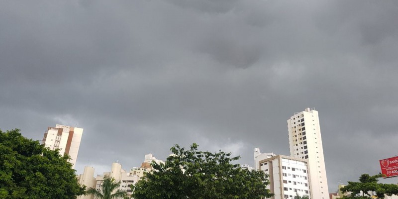 Imagem Ilustrando a Notícia: Previsão de pancadas de chuvas em Goiás nesta sexta-feira