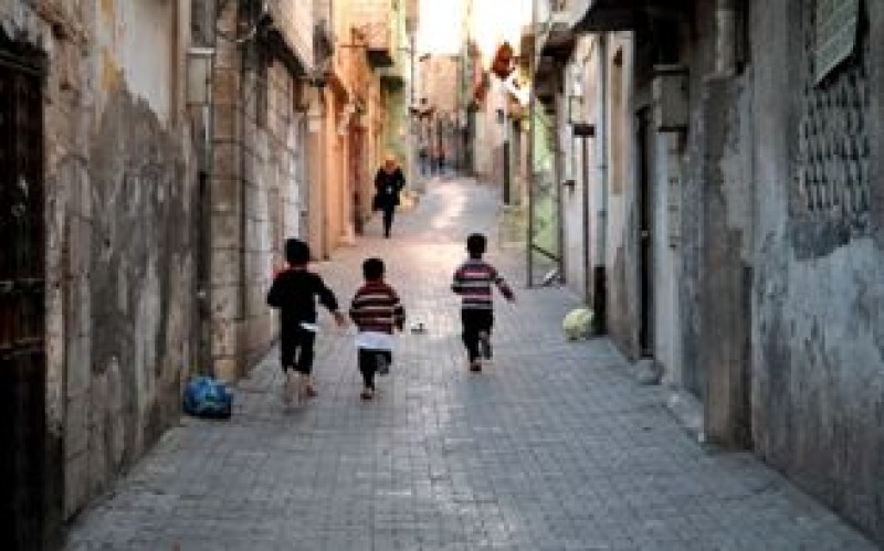 Imagem Ilustrando a Notícia: Unicef alerta sobre crianças  que chegam sozinha à Itália