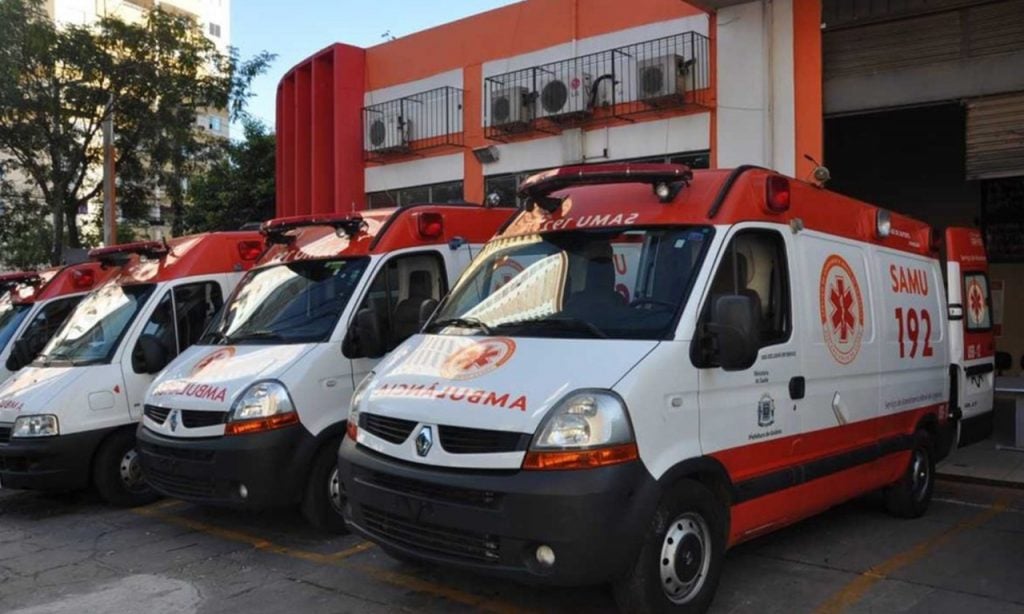 Imagem Ilustrando a Notícia: Pelo menos 17 Viaturas do SAMU estarão à disposição para transportar pacientes de Manaus