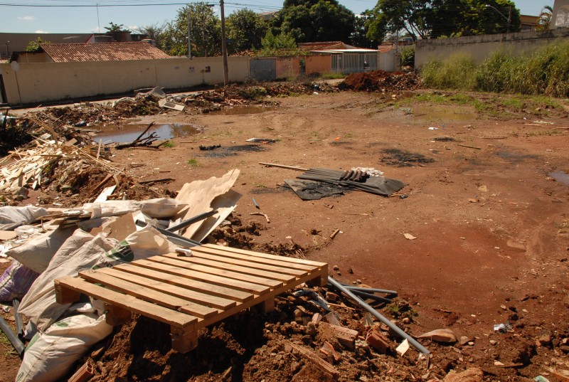 Imagem Ilustrando a Notícia: Lotes baldios de Goiânia  podem virar área de lazer