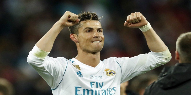 Imagem Ilustrando a Notícia: Cristiano Ronaldo acerta saída do Real Madrid