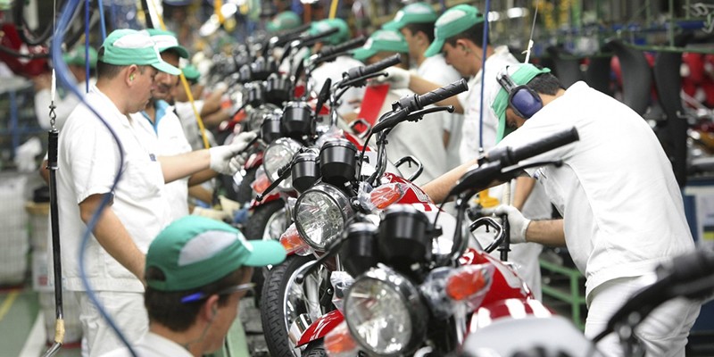 Imagem Ilustrando a Notícia: Produção de motos cresce 12,2% no primeiro trimestre de 2018