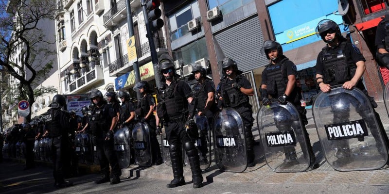 Imagem Ilustrando a Notícia: Com presença de líderes, Buenos Aires é blindada para o G20