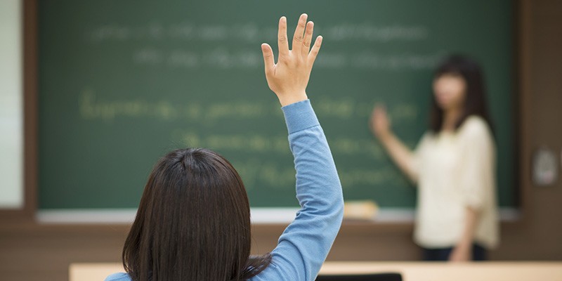 Imagem Ilustrando a Notícia: Eliton anuncia segunda proposta: custear mestrado para professor
