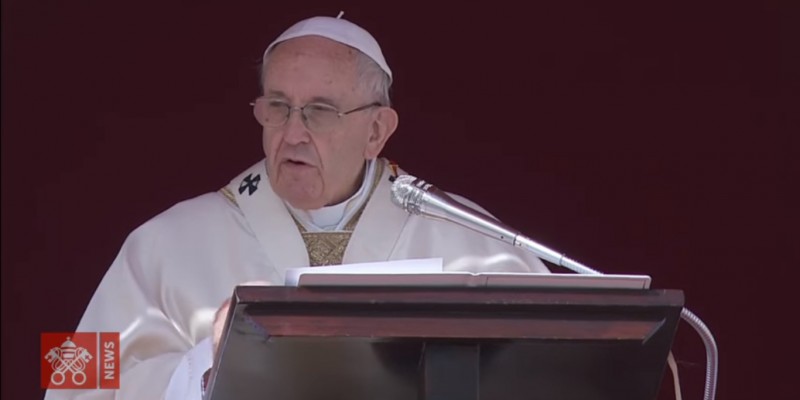 Imagem Ilustrando a Notícia: Papa repudia uso de “instrumentos de extermínio”