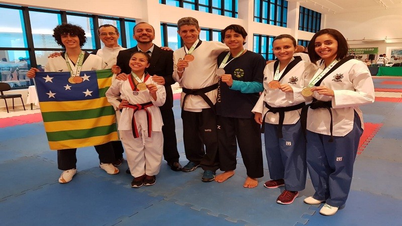 Imagem Ilustrando a Notícia: Goianos se destacam em Campeonato Brasileiro de Taekwondo