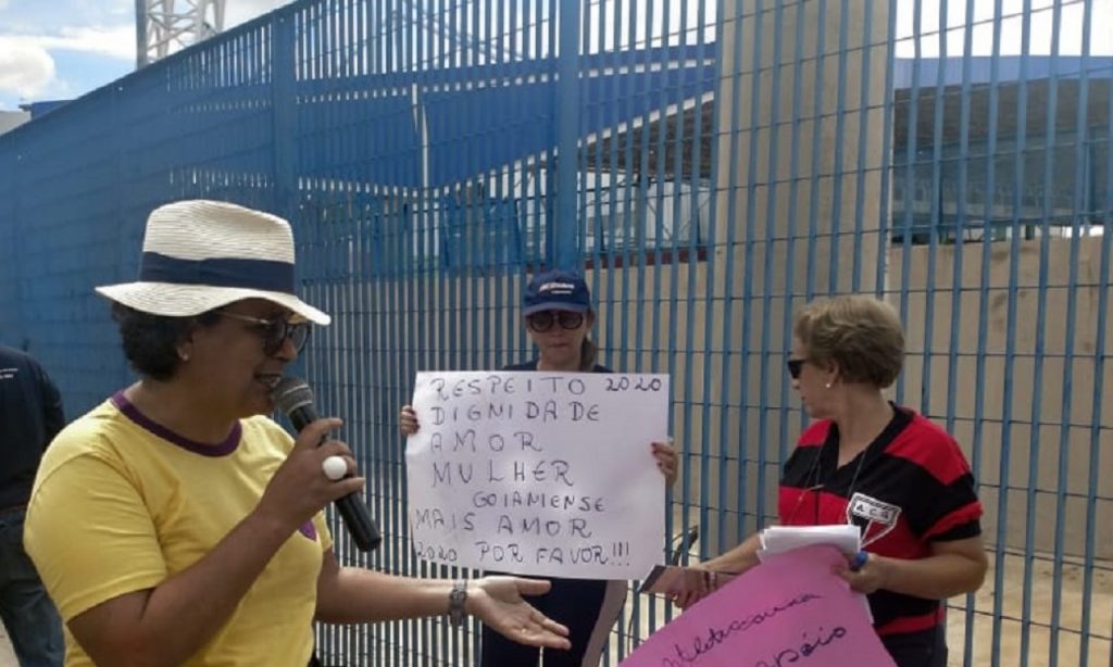 Imagem Ilustrando a Notícia: Manifestação contra chegada de Jean pede declaração “firme” da diretoria