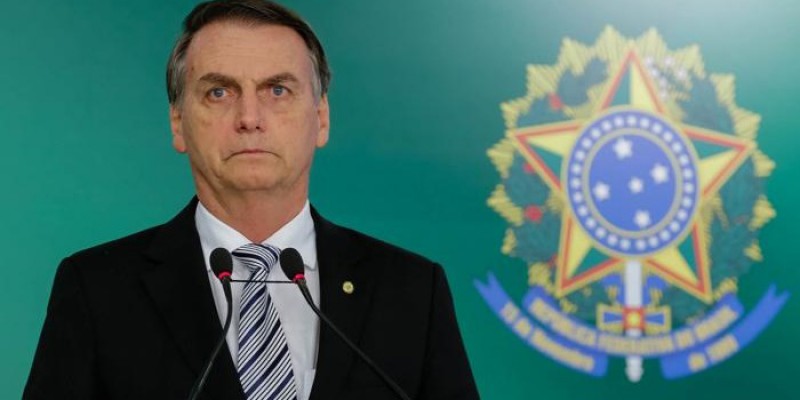 Imagem Ilustrando a Notícia: Bolsonaro nega proposta de criação de alíquota à Previdência