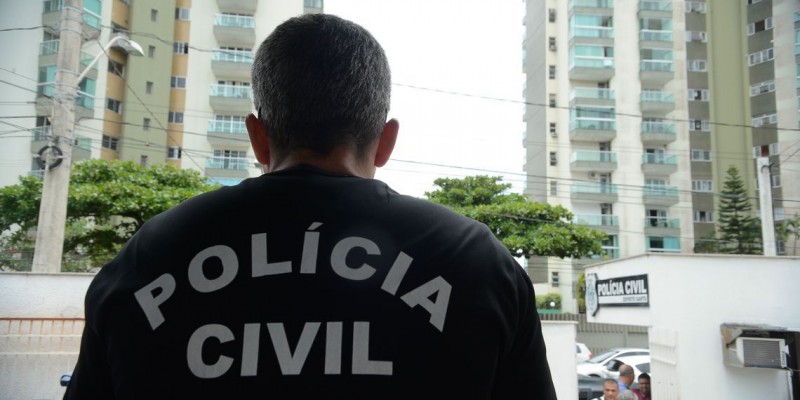 Imagem Ilustrando a Notícia: Polícia Civil de Goiás cumpre mandados de combate a pedofilia