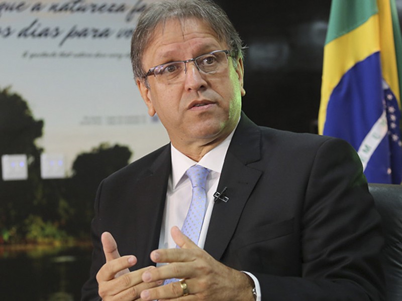 Imagem Ilustrando a Notícia: Governador do Tocantins é cassado por abuso de poder econômico