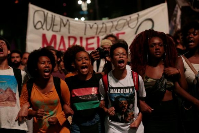 Imagem Ilustrando a Notícia: Mobilização no Brasil e em outros países homenageiam vereadora