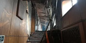O fogo começou às 4h36 (hora local) no hotel Beilong Hotspring Leisure por motivos que ainda desconhecidos