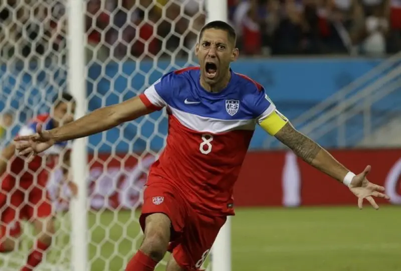Artilheiro dos Estados Unidos se aposenta e Alemanha e Uruguai divulgam convocados para primeiros amistosos pós-Copa do Mundo