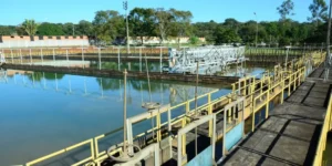 Manutenção afeta abastecimento nas regiões norte e sudoeste da Capital e bairros da cidade vizinha