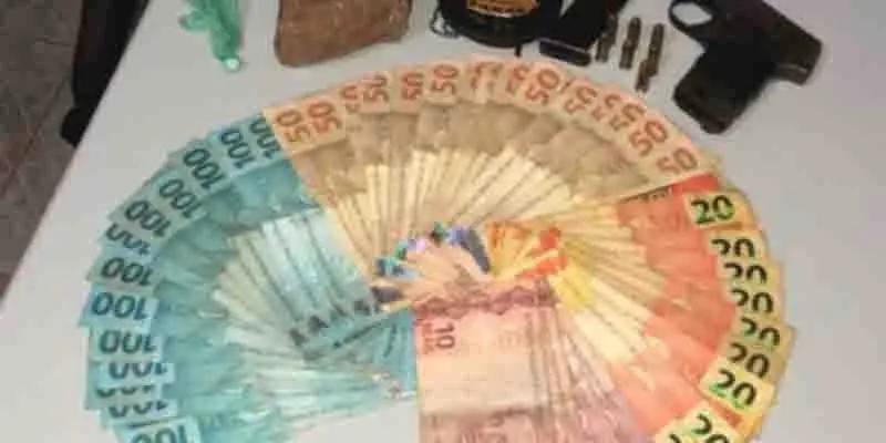 Polícia Civil realizou ação no estabelecimento, que fica em Alto Paraíso de Goiás, após monitorar o local. O proprietário foi preso na noite de ontem (30)